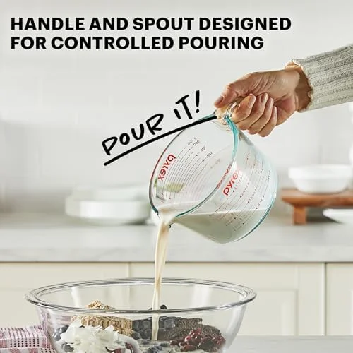 Pyrex Essentials (3-Pack) Glass Measuring Cups Set, (1, 2 & 4 Cup) Measuring Cups For Prepping, Baking and Cooking, Preheated Oven, Dishwasher